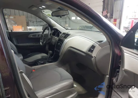 2009 Chevrolet Traverse Ls from USA, damaged, VIN 1GNEV13D79S141104